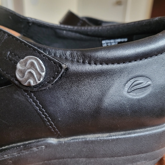 Abeo Black Leather Mules - Picture 10 of 15